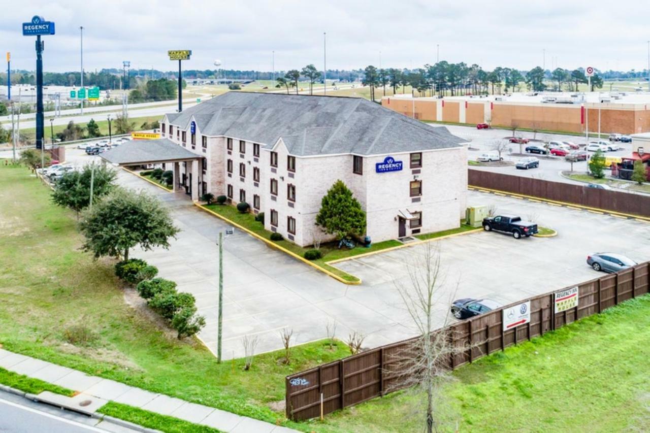 Regency Inn & Suites Biloxi Exterior photo